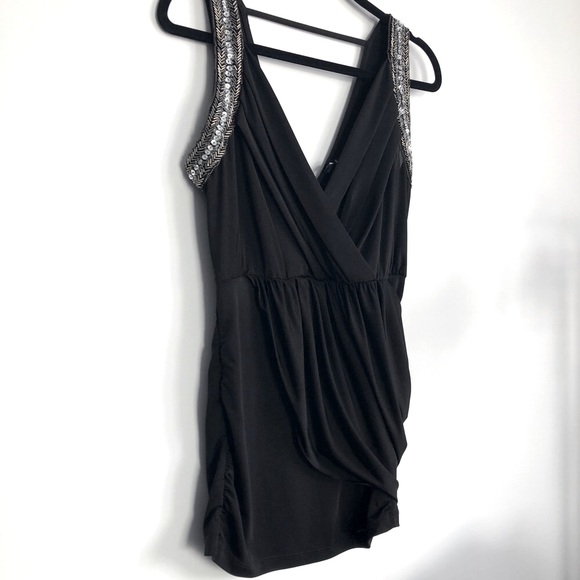 GUESS BY MARCIANO DEEP V TOP WITH SEQUINS - Picture 2 of 9